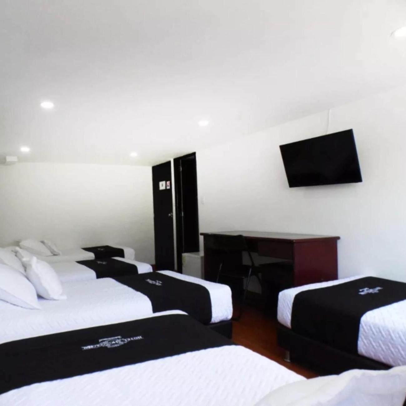 Hotel Colonial Internacional Bogotá Extérieur photo
